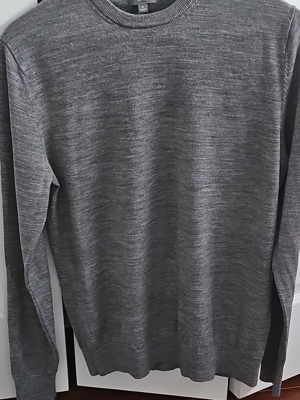 Uniqlo Men's Heather Gray Crewneck Soft Wool Sweater